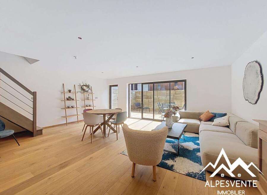 House in Le Biot - view 1