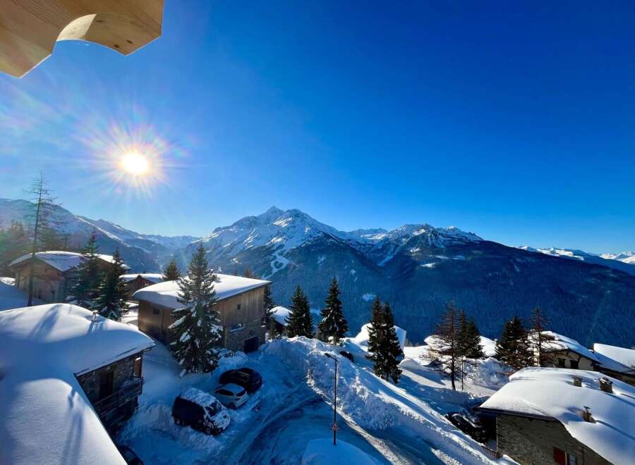 Apartment in Les Eucherts - view 1