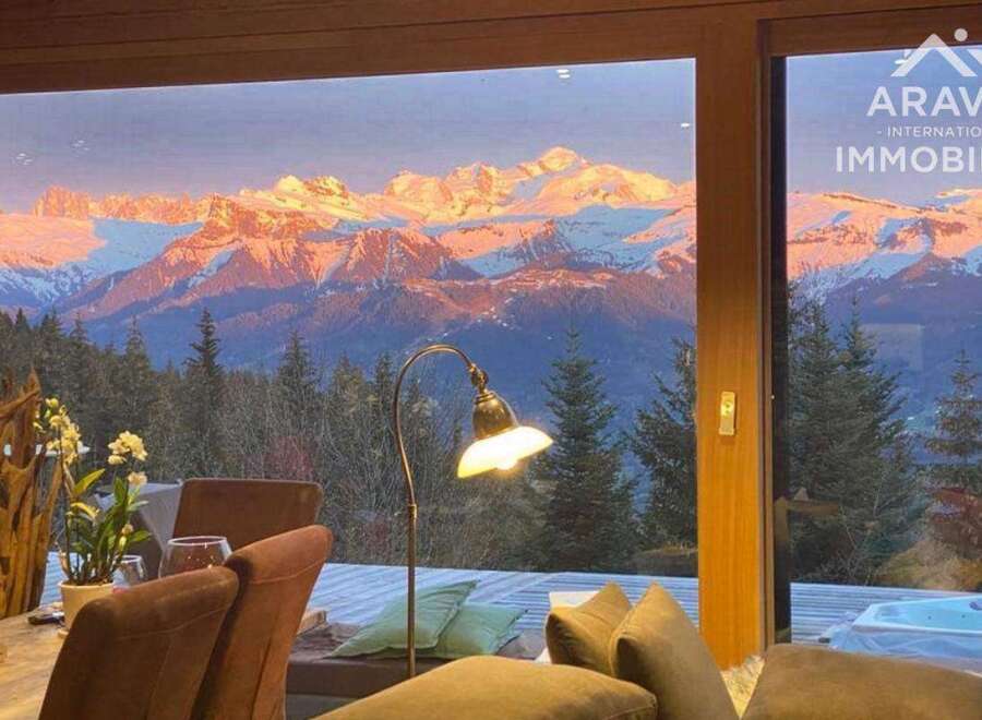 Villa in La Riviere-Enverse - view 1