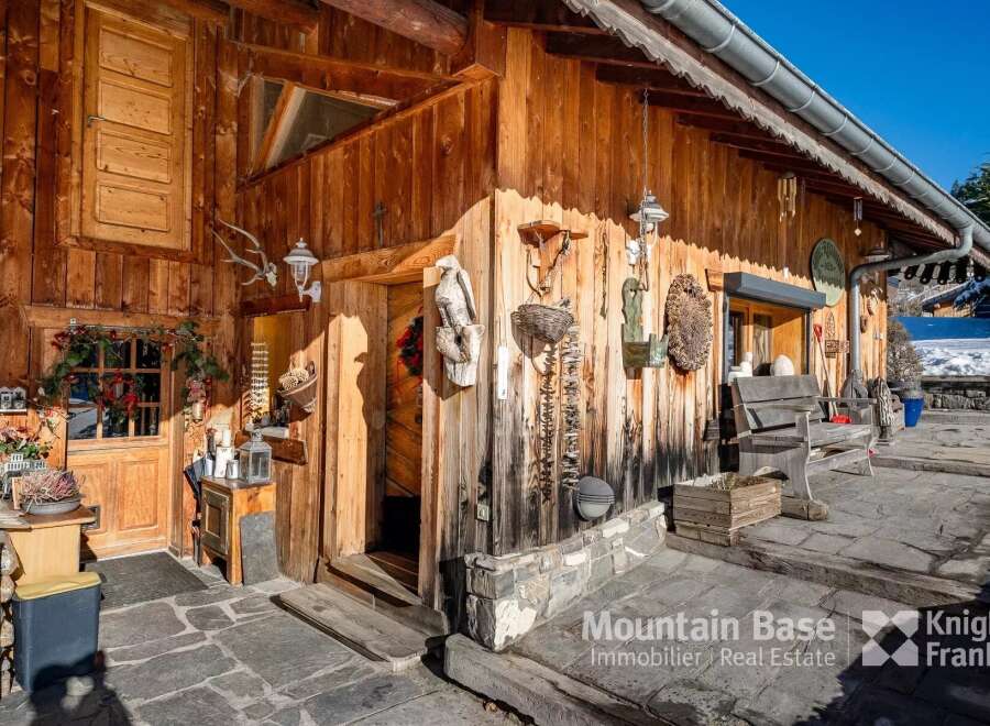 House in Le Biot - view 1