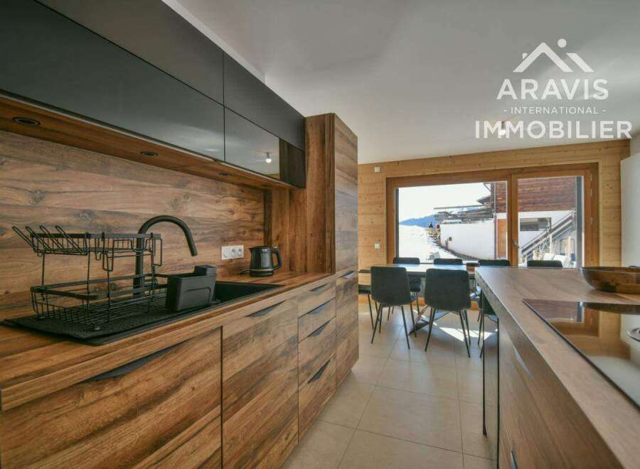 Apartment in Le Chinaillon - view 1