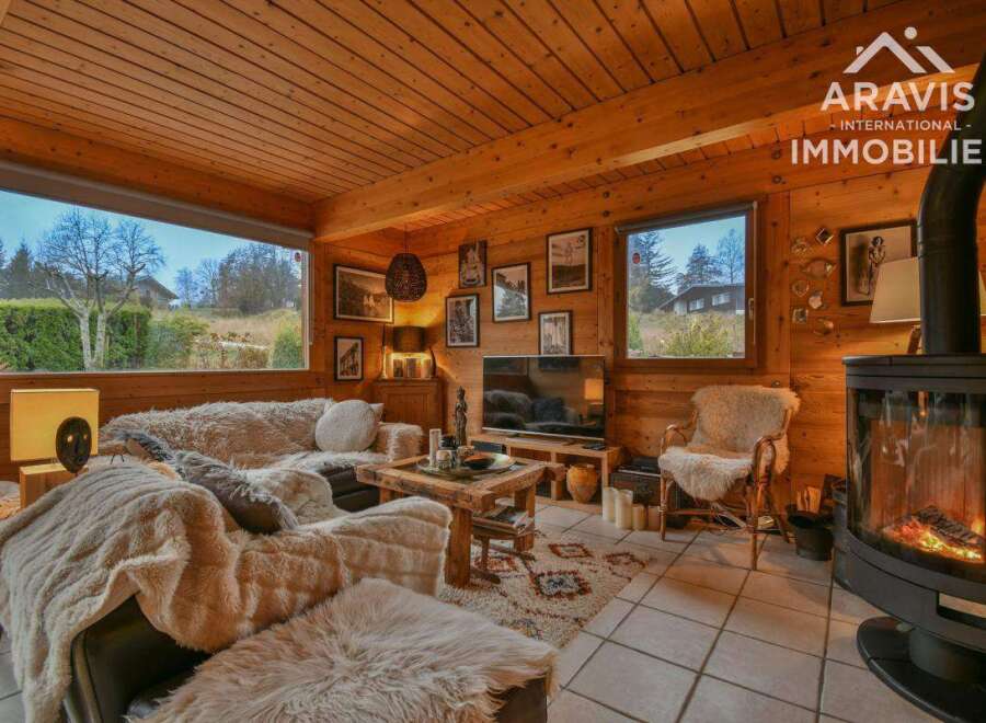 Villa in Saint-Jean-de-Sixt - view 1