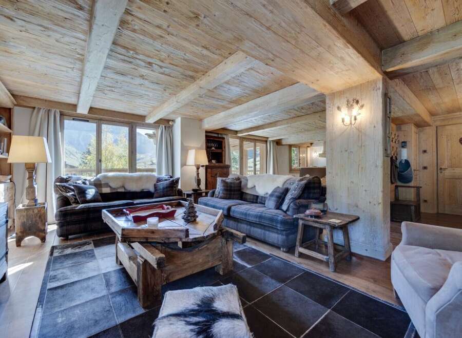 Apartment in Val-d'Isere - view 1