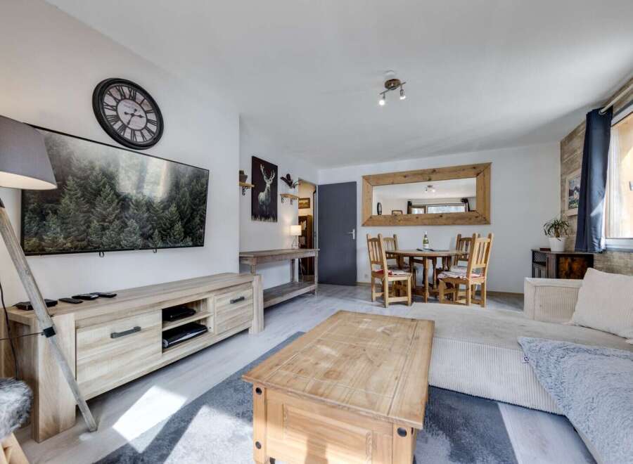 Apartment in Les Brevieres - view 1