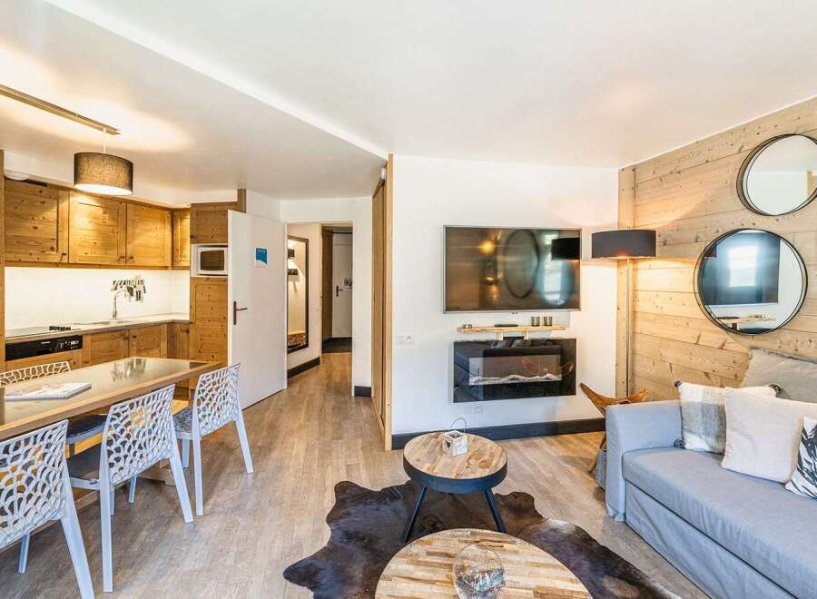 Apartment in Courchevel - view 1