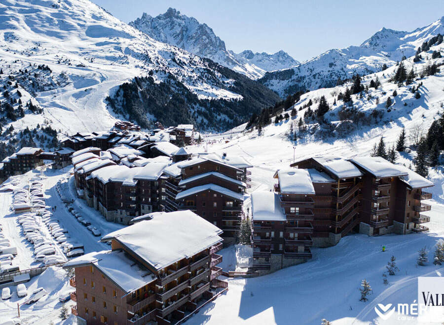 Apartment in Les Allues - view 1