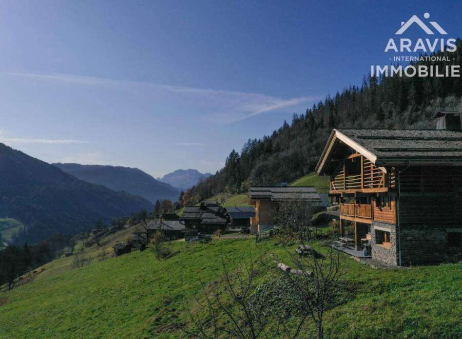 Villa in Le Grand-Bornand - view 1