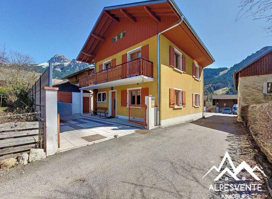 House in Bernex - view 1