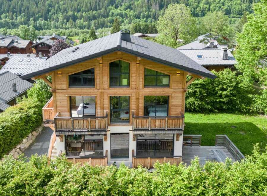 House in Les Houches - view 1