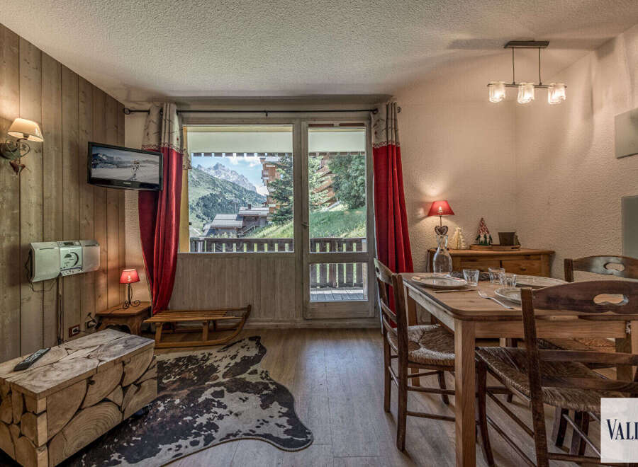 Apartment in Mussillon - view 1