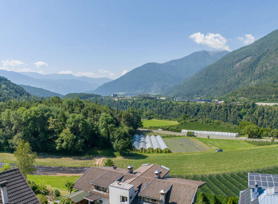 Villa in Aica - view 1