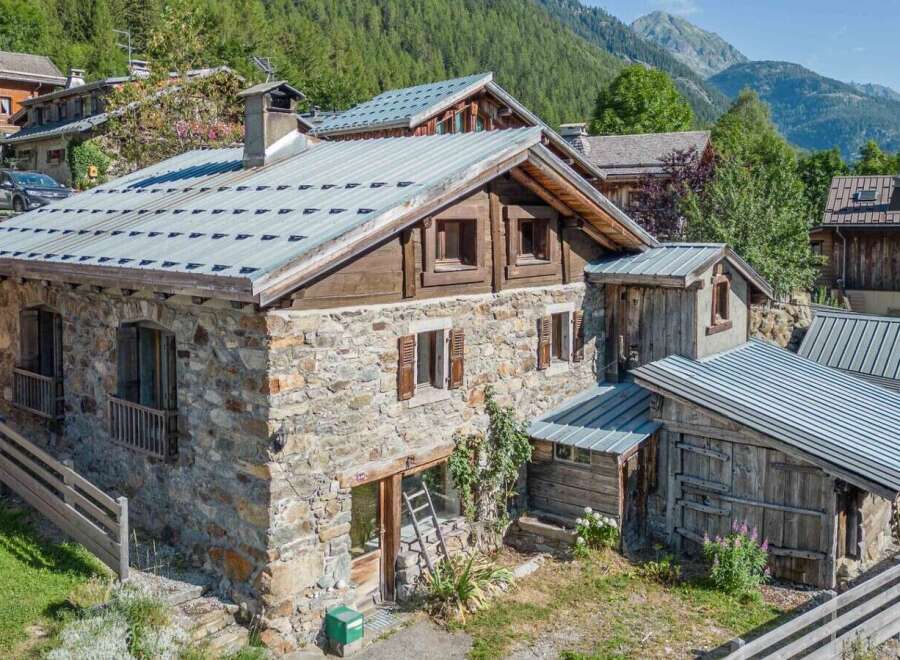 House in Vallorcine - view 1