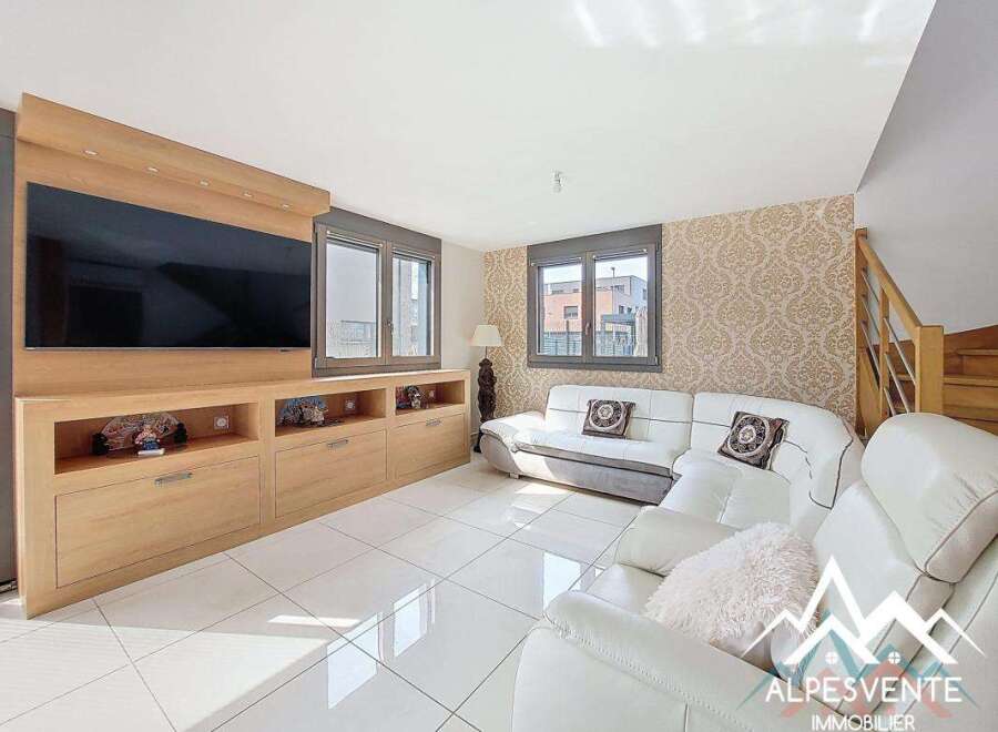 House in Anthy-sur-Leman - view 1