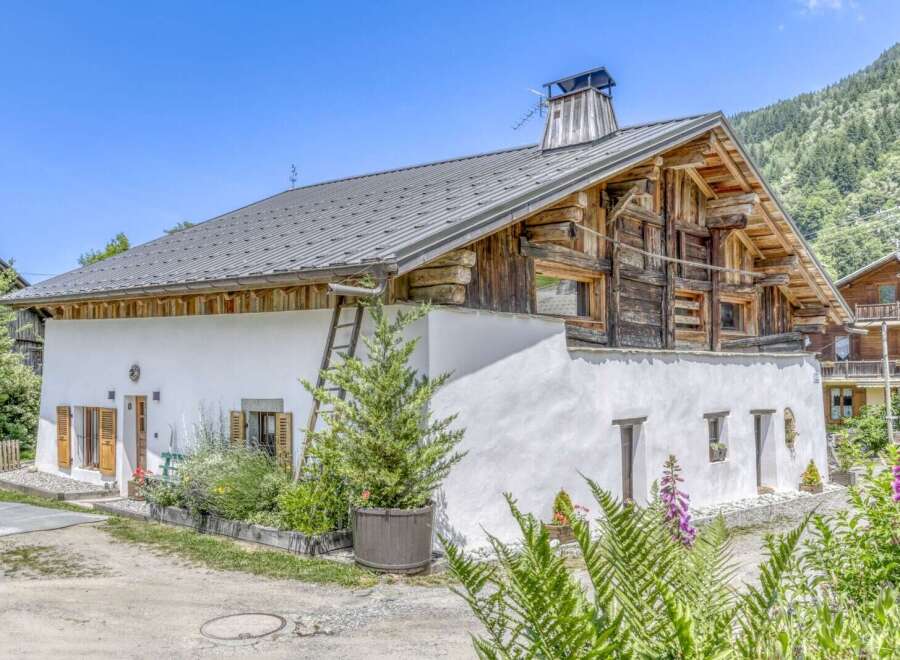 House in Saint-Nicolas-de-Veroce - view 1