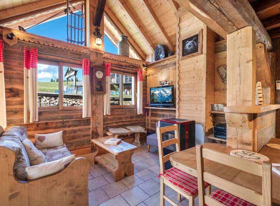 House in Le Cernix - view 1