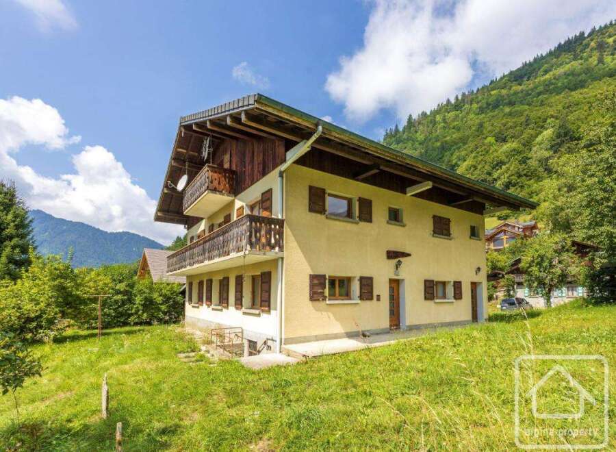 House in Montriond - view 1