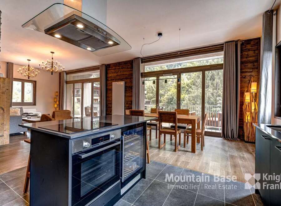 Apartment in Chamonix - view 1