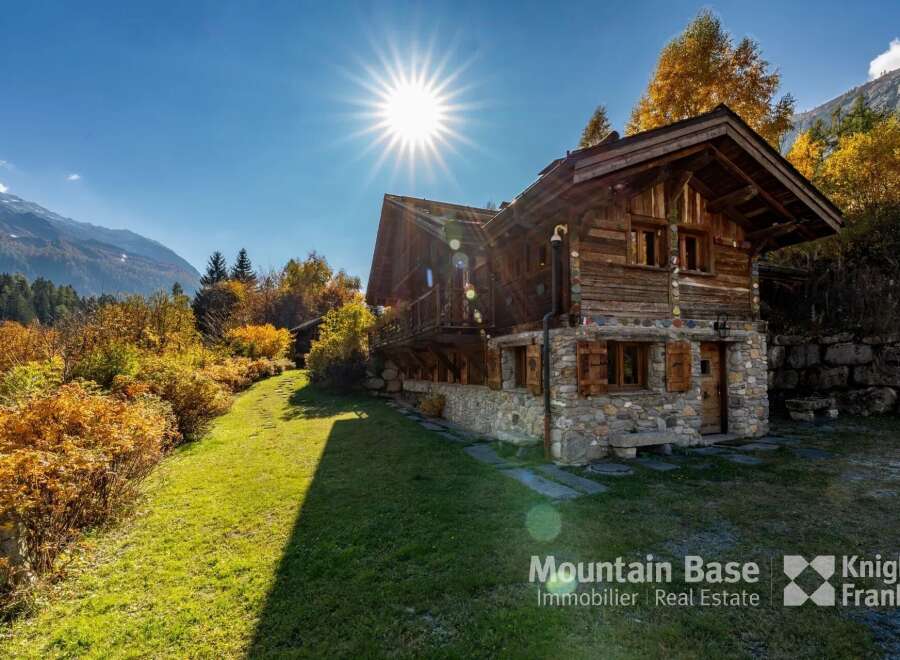House in Argentiere - view 1