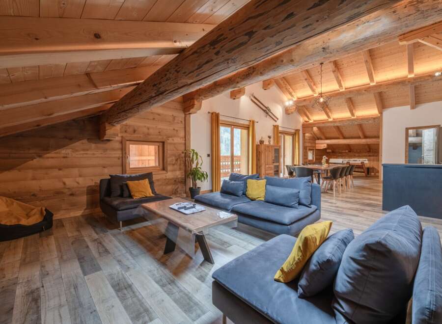 Chalet in Crest-Voland - view 1