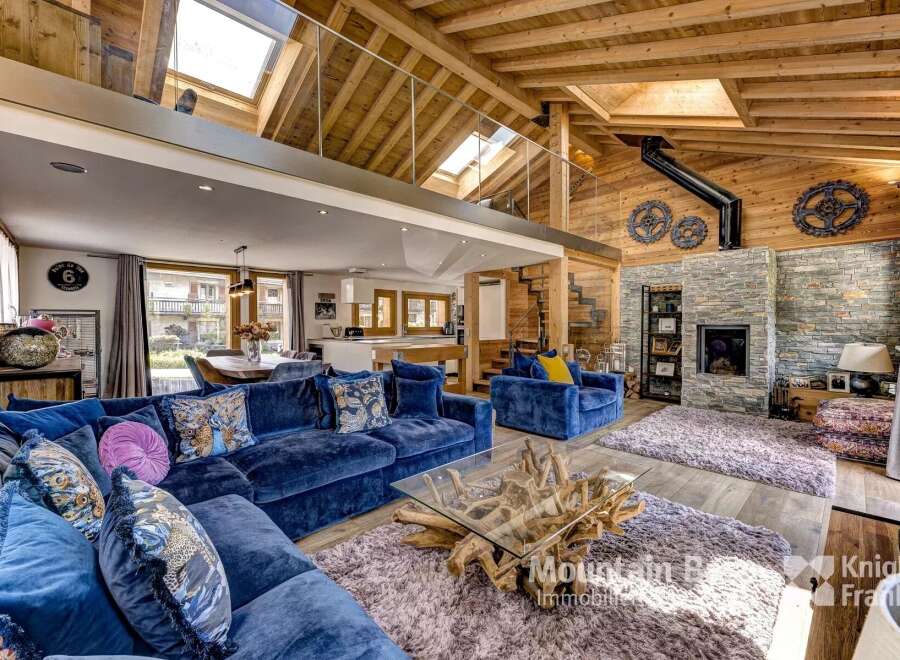 House in Argentiere - view 1