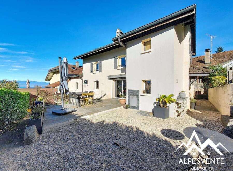 House in Allinges - view 1