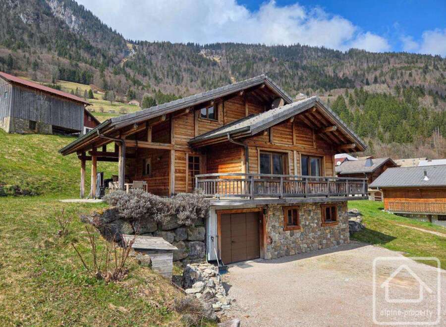 House in Bonnevaux - view 1