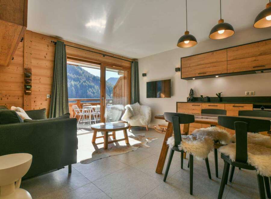 Apartment in Saint-Jean-de-Sixt - view 1