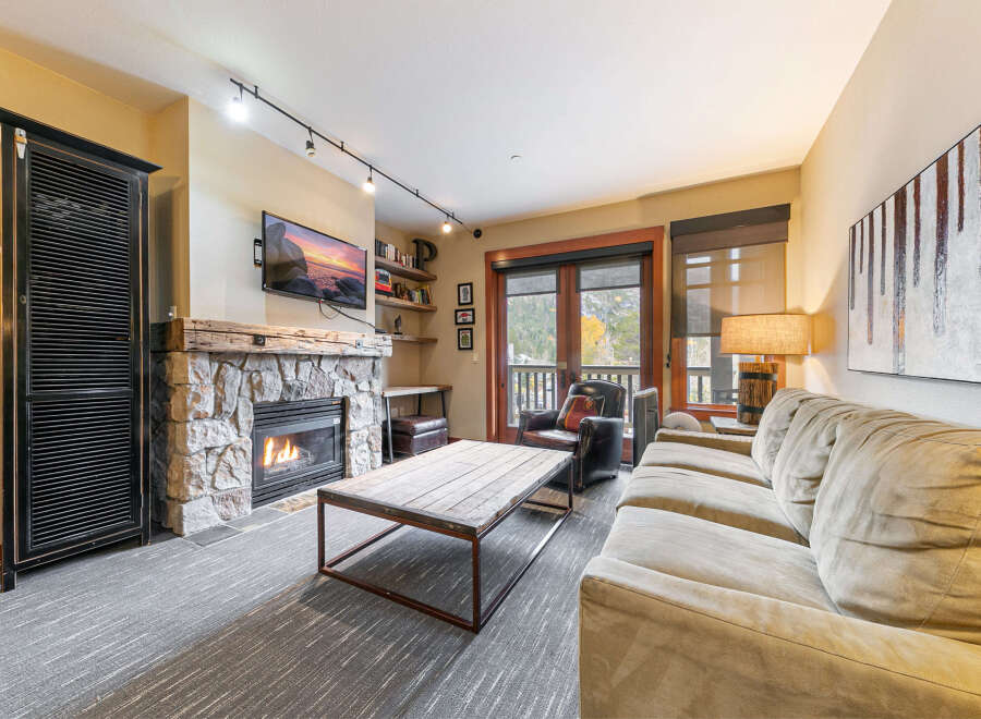 House in Olympic Valley - view 1