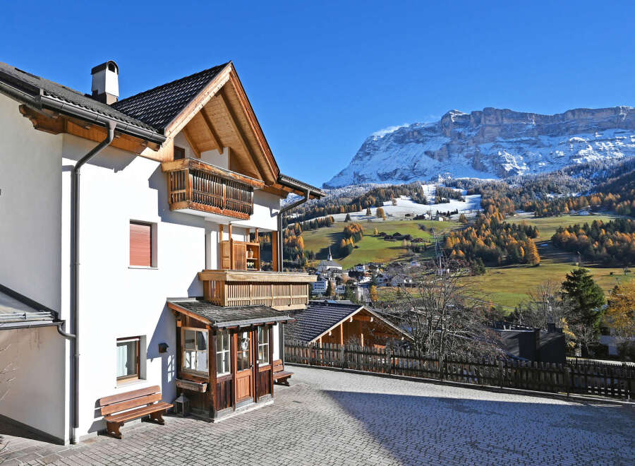 Villa in Abtei - view 1