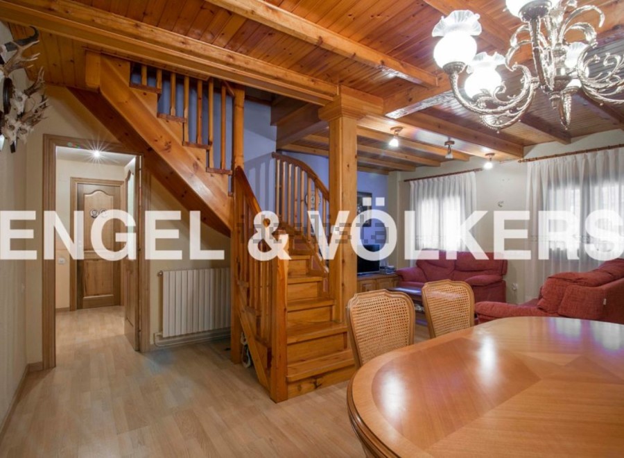 House in Son - view 1