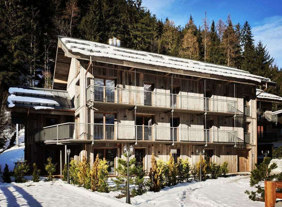 House in Les Tines - view 1