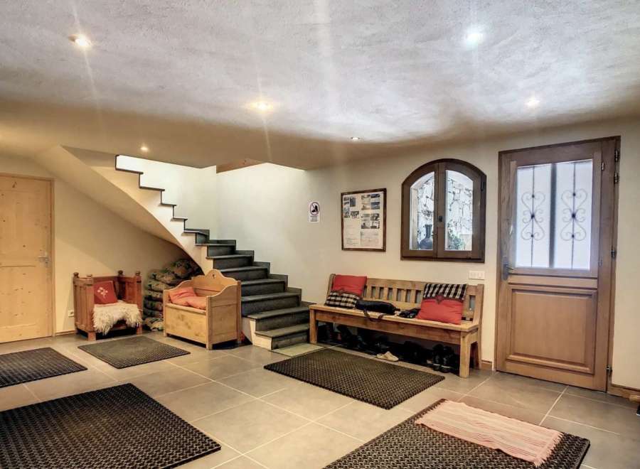 Chalet in Chamonix-Mont-Blanc - view 1