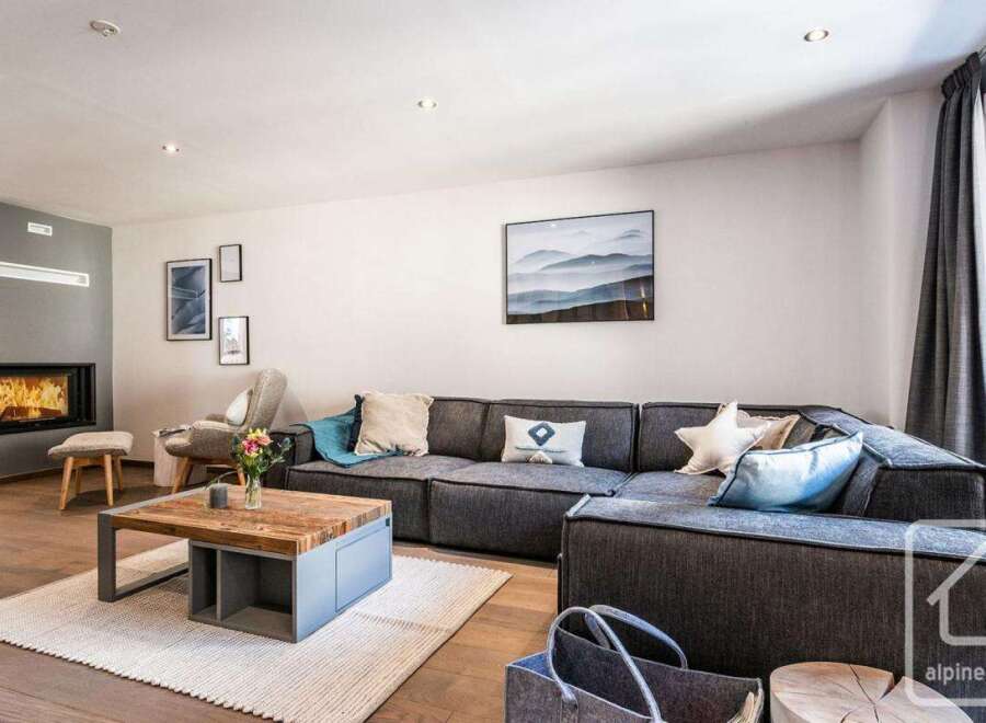 House in Argentiere - view 1