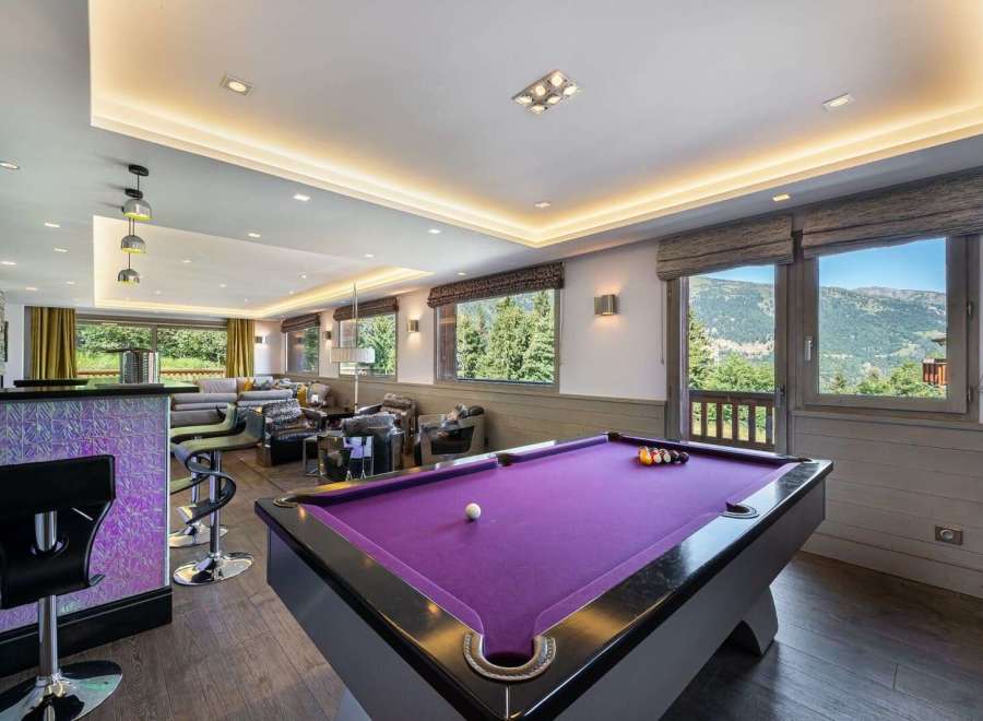 Chalet in Meribel - view 1