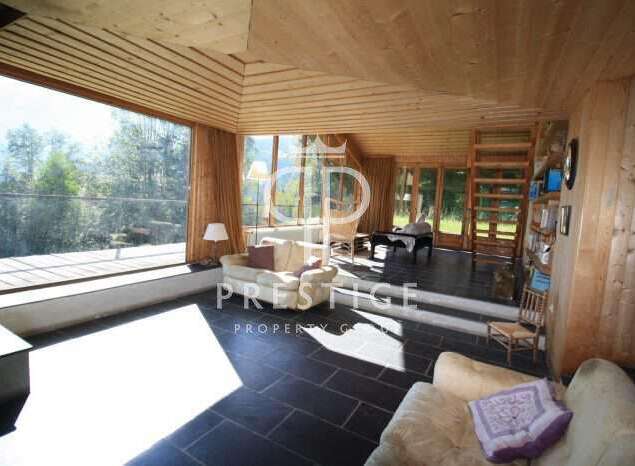 Chalet in Saint-Gervais-les-Bains - view 1