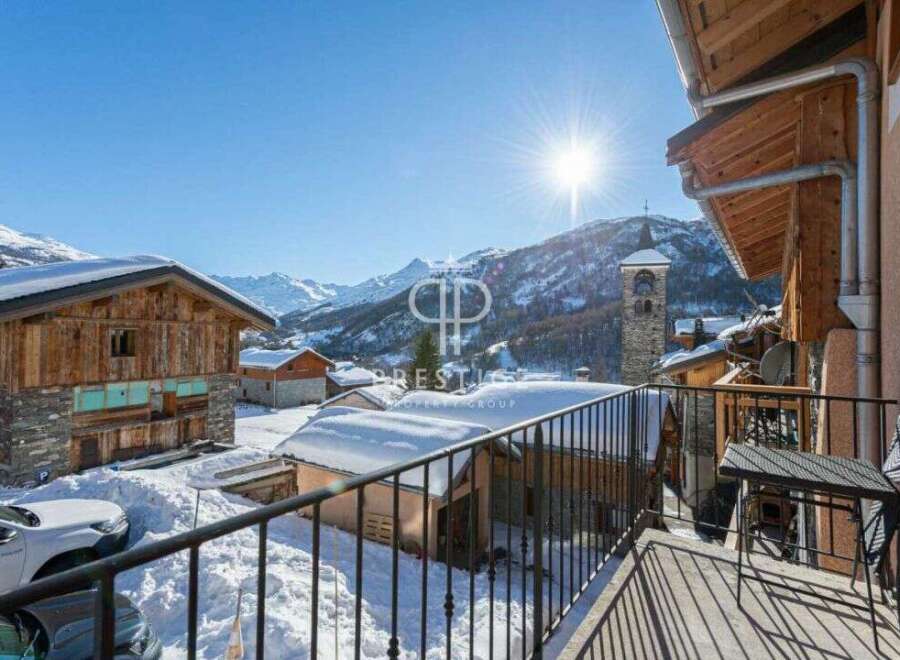 Chalet in Les Belleville - view 1