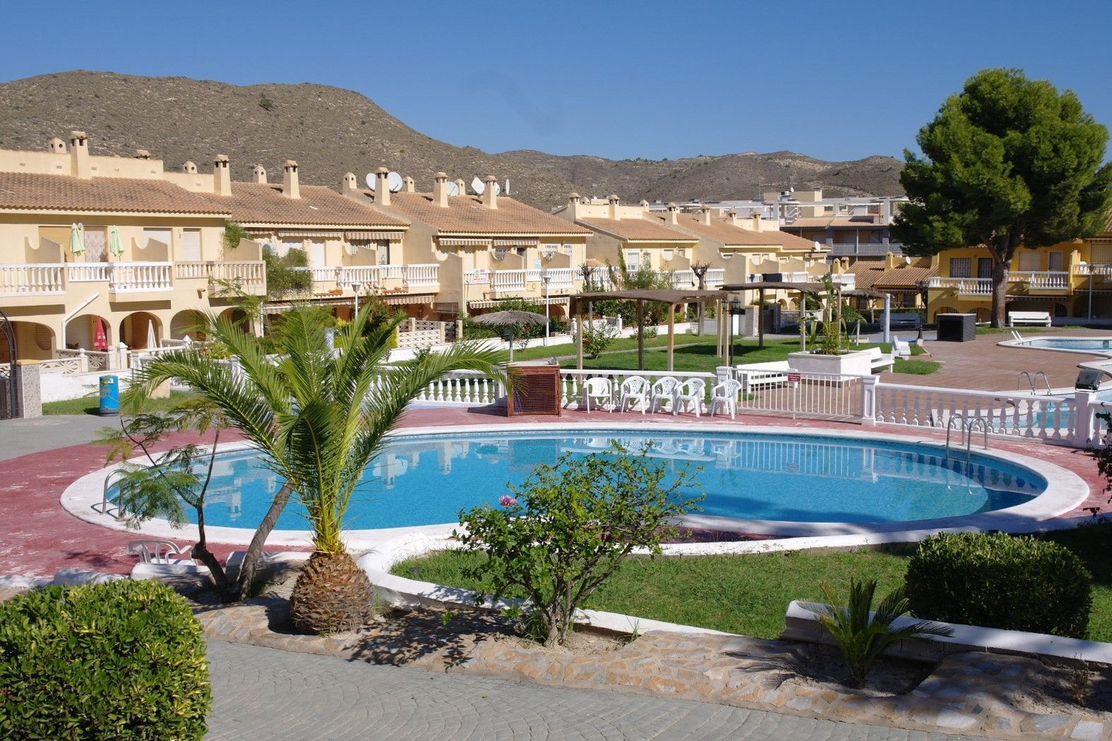 House in El Campello - view 1