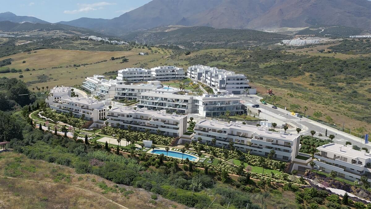 Apartment in Estepona - view 1