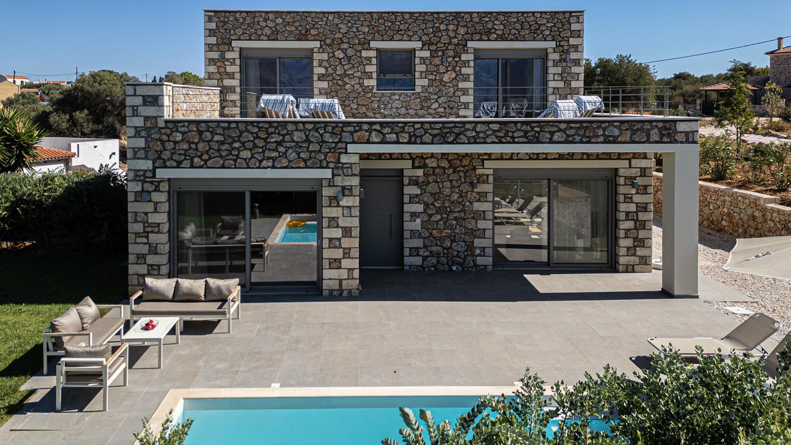 Villa in Palailonion - view 1