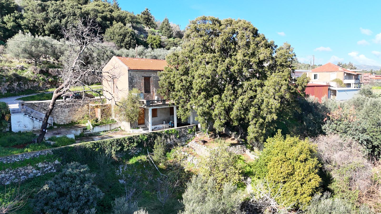 Villa in Tzitzifes - view 1