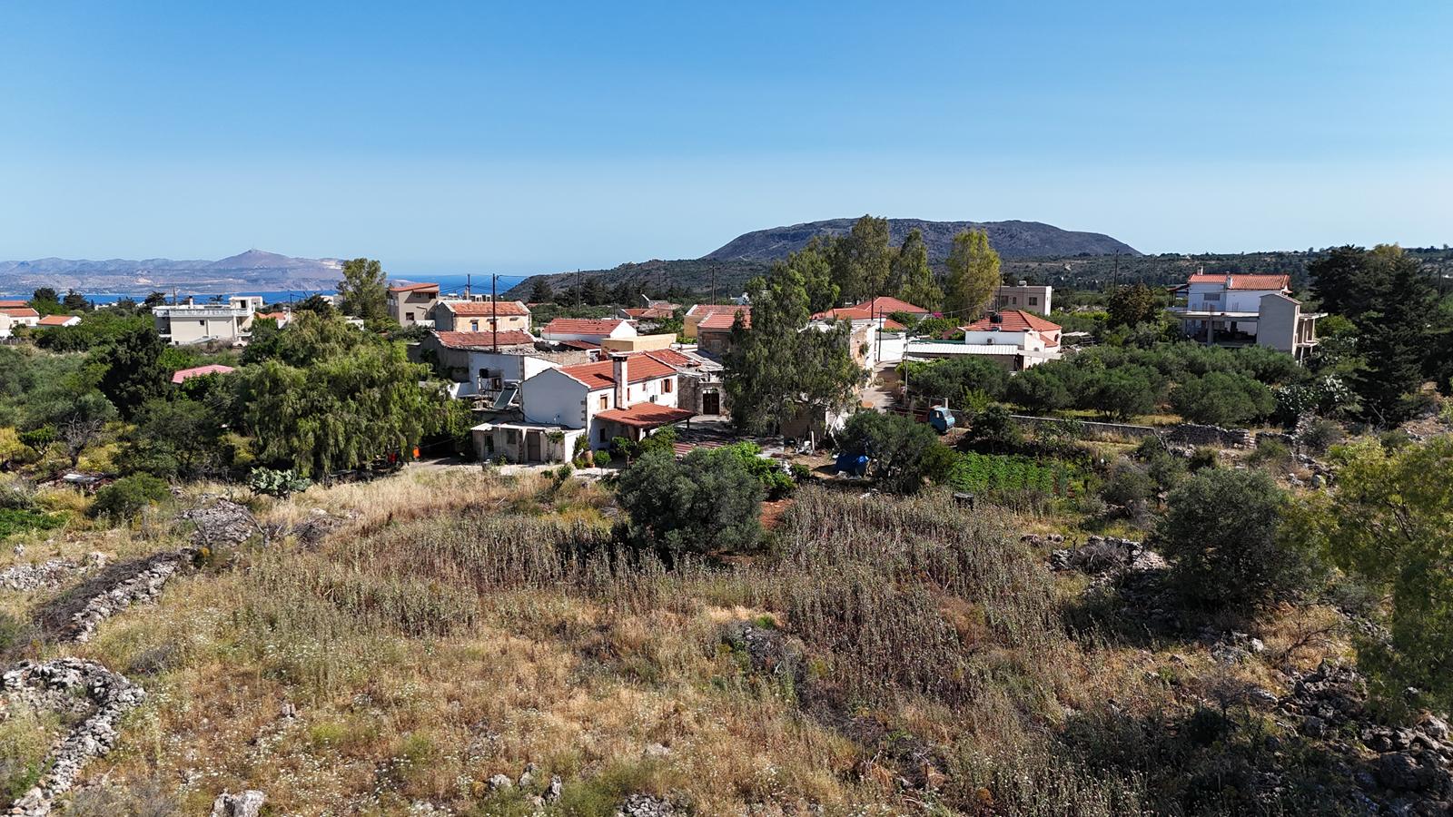 Land in Litsardha - view 1