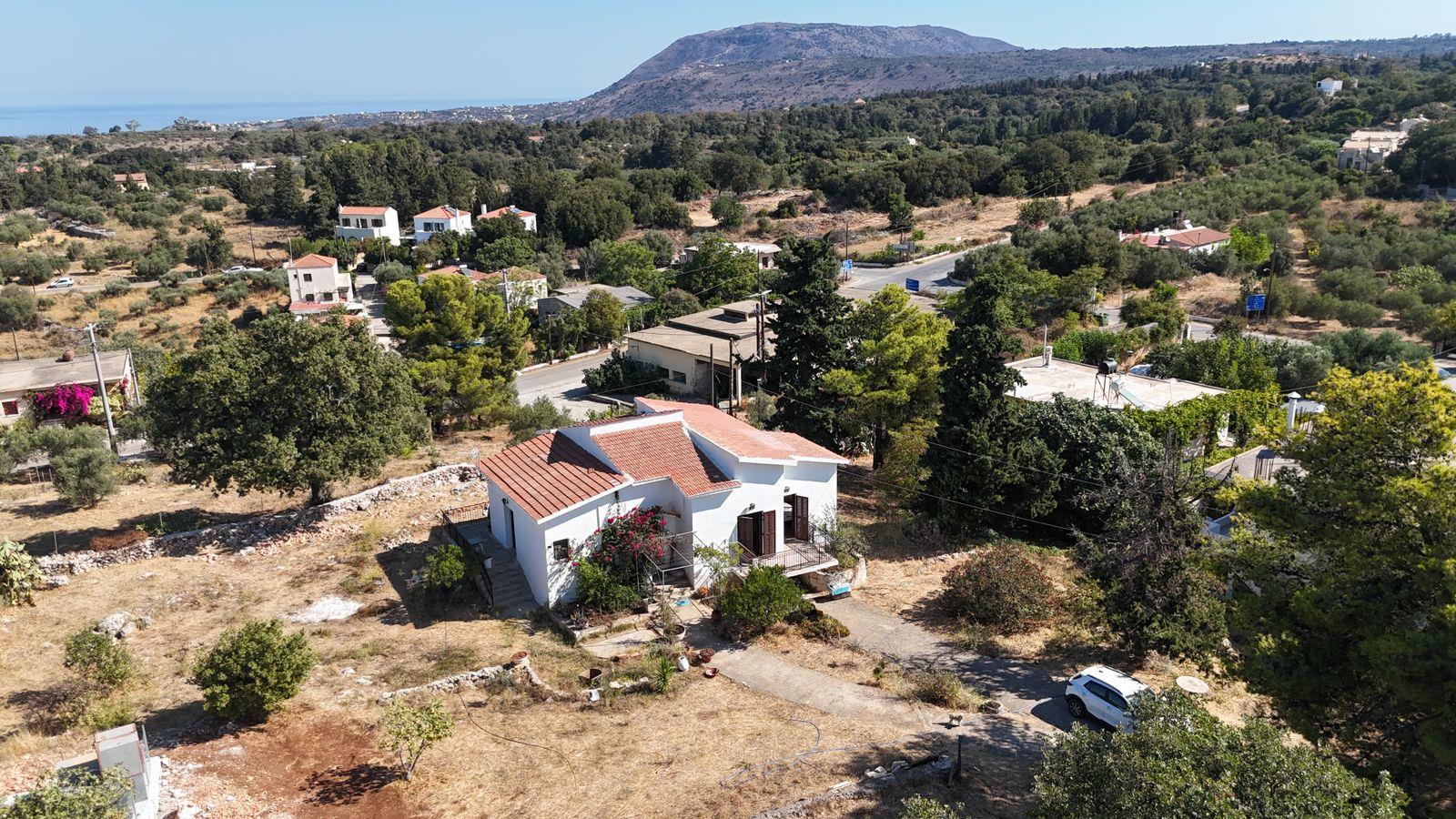 Villa in Vamos - view 1