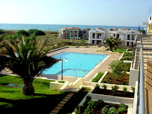 House in Pyrgos Psilonerou - view 1