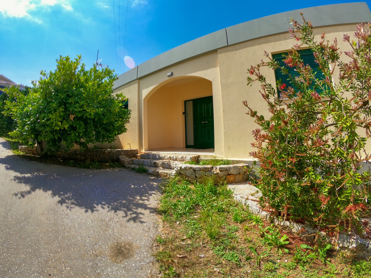 House in Pano Kefalas - view 1