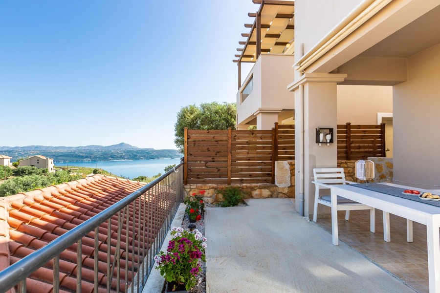 House in Souda - view 1