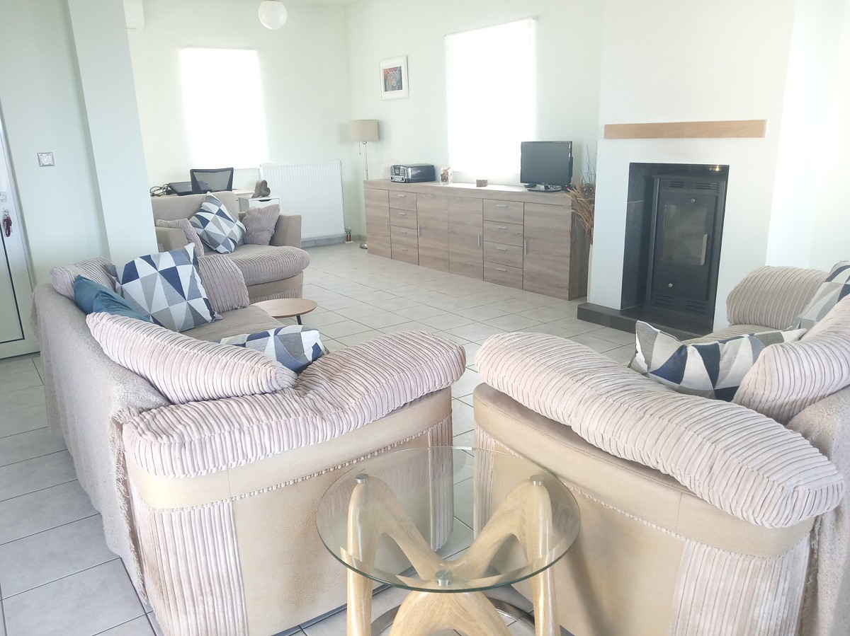 House in Modi - view 1