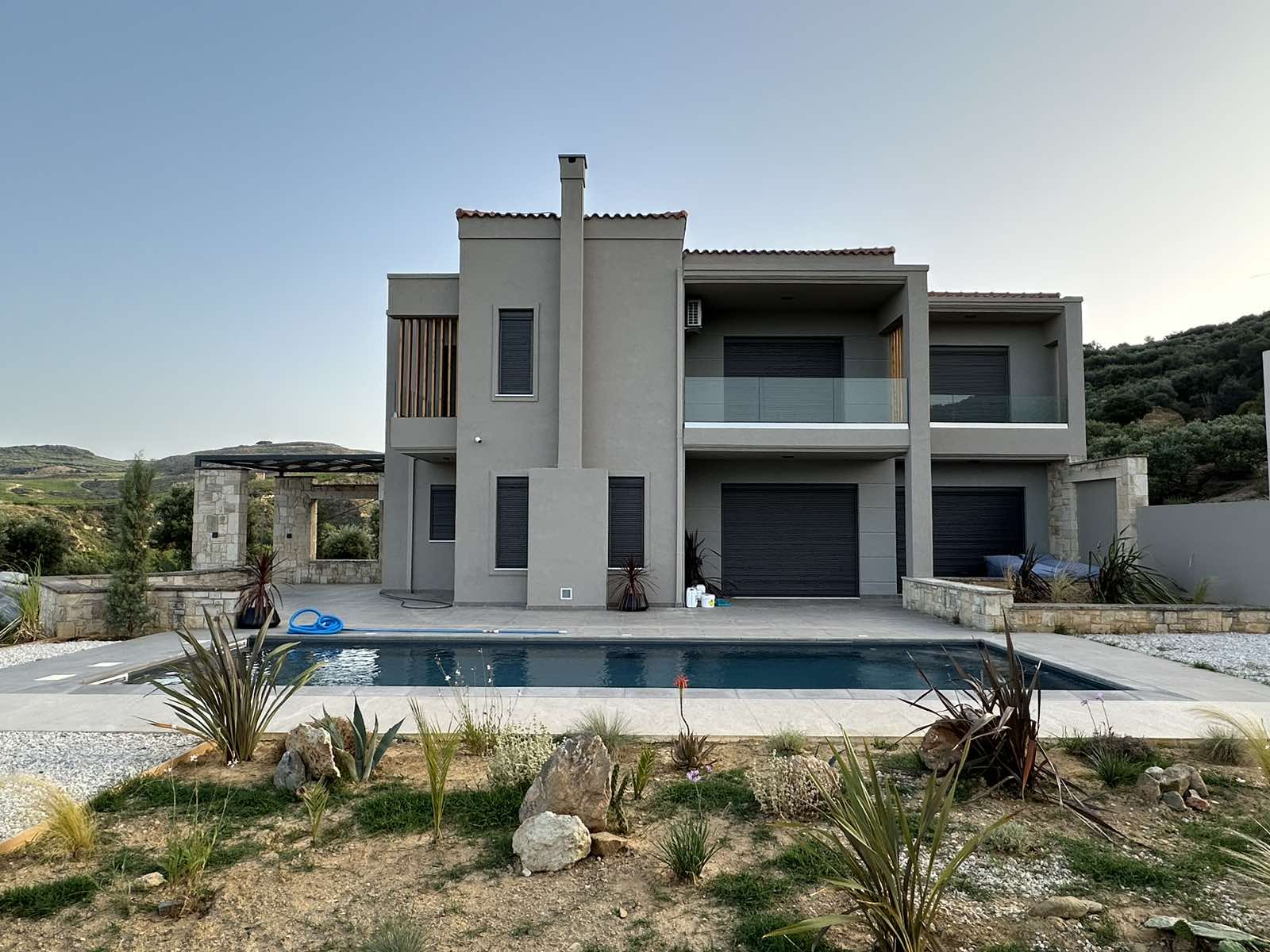 House in Kolymvari - view 1