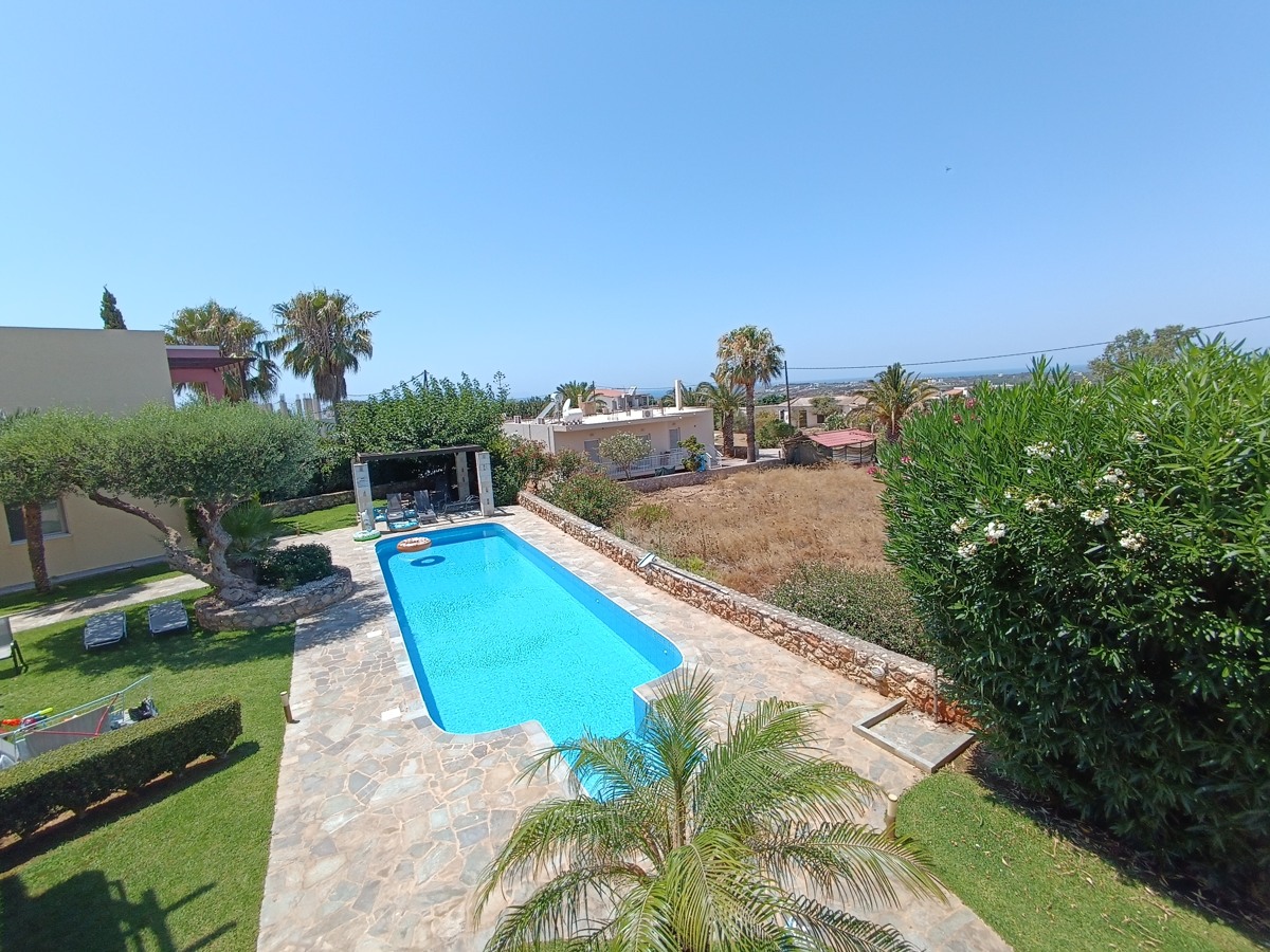 House in Chorafakia - view 1