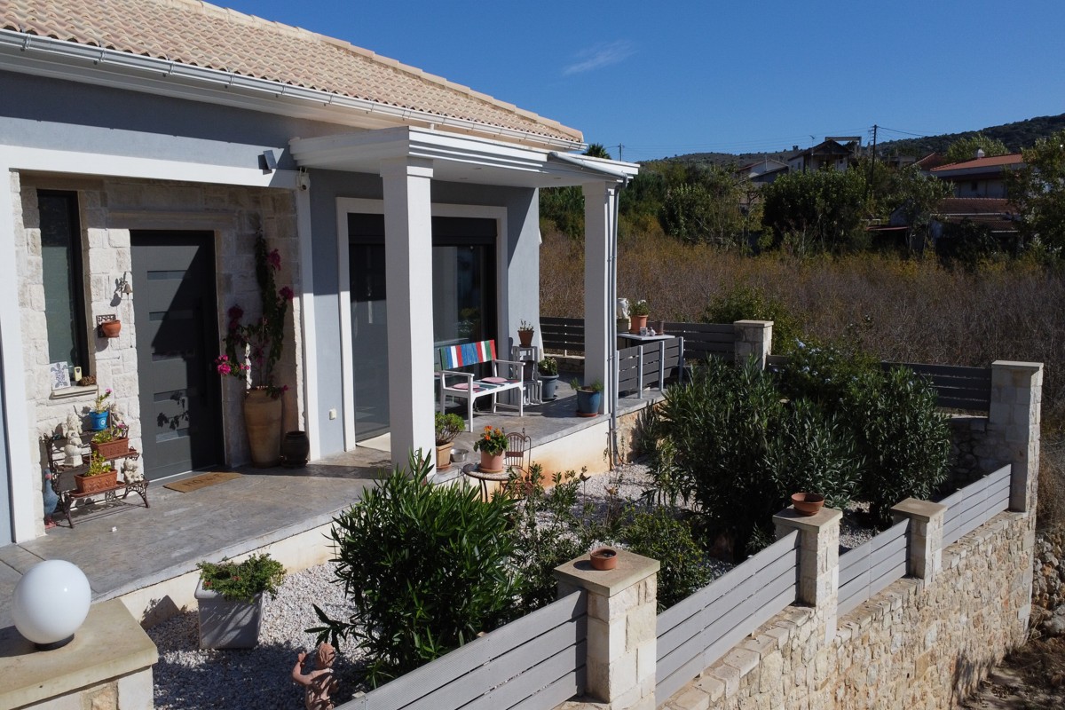 House in Armenoi - view 1