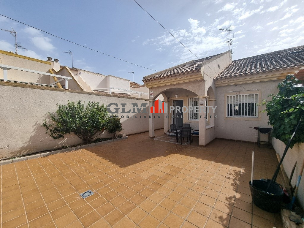 Apartment in Los Alcazares - view 1